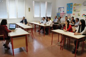 访问团一行与中意国际学校领导及教师代表举行座谈会